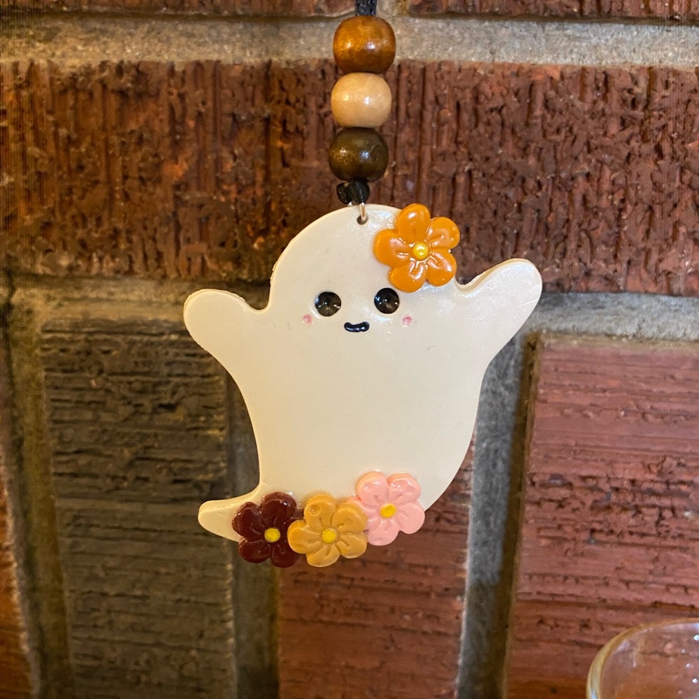 Cute Ghost Hanging Car Rear View Mirror Decor